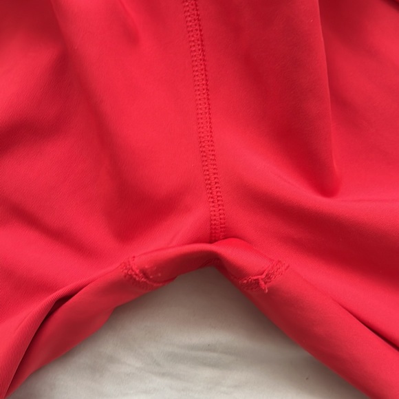 Bum sculpt Leggings - US 6 Size - Cherry with sheer net detail - Picture 9 of 10